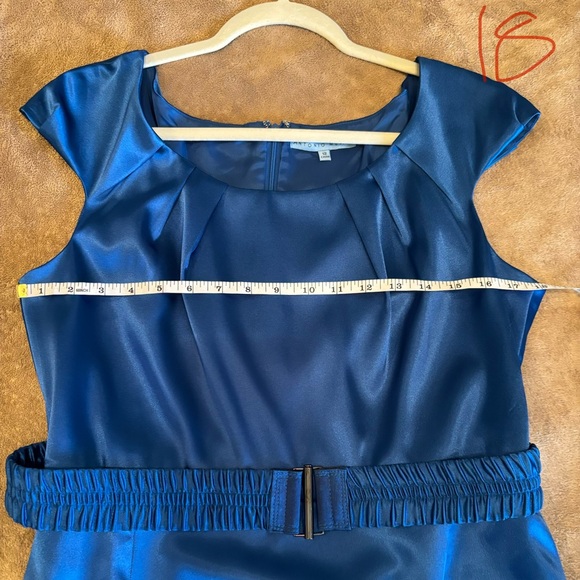 Antonio Melani Elegant Blue Cap Sleeve Dress Size 12 - Picture 5 of 8